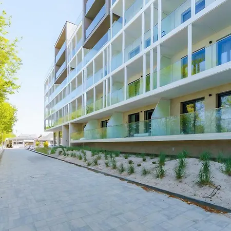 Apartment 018 Tuz Przy Plazy Z Tarasem I Parkingiem Perlowa Przystan Sianozety